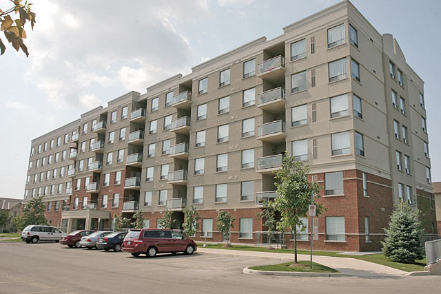 5070 Fairview Street, Burlington - Terraces In The Village condominiums by Branthaven