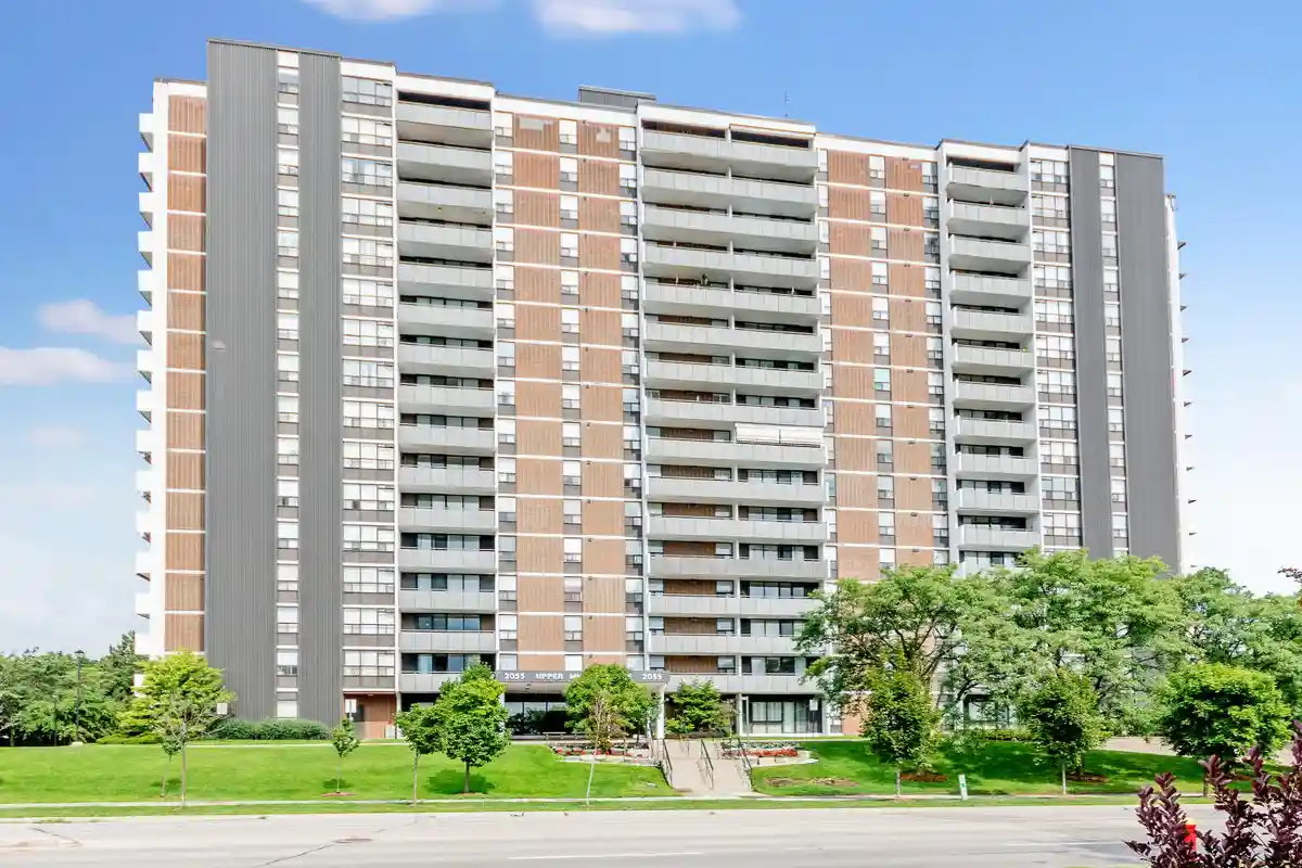 2055 Upper Middle Road, Burlington - Upper Middle Place condominiums.