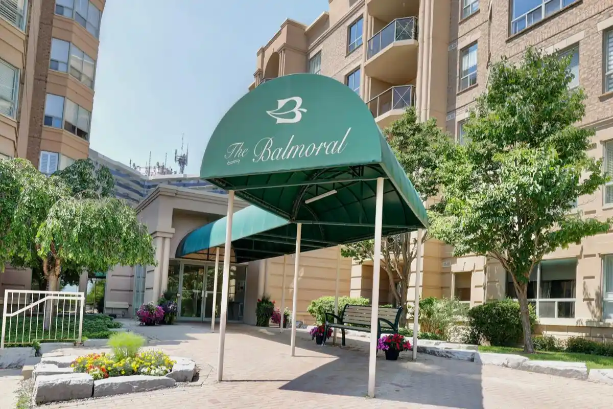 entrance to Balmoral Condos