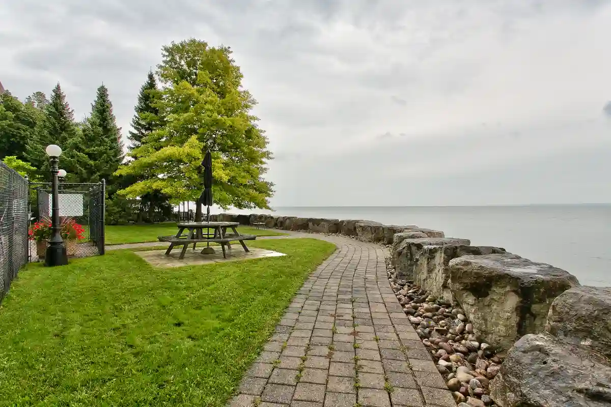 Grounds overlooking lake Ontario at 2210 Lakeshore