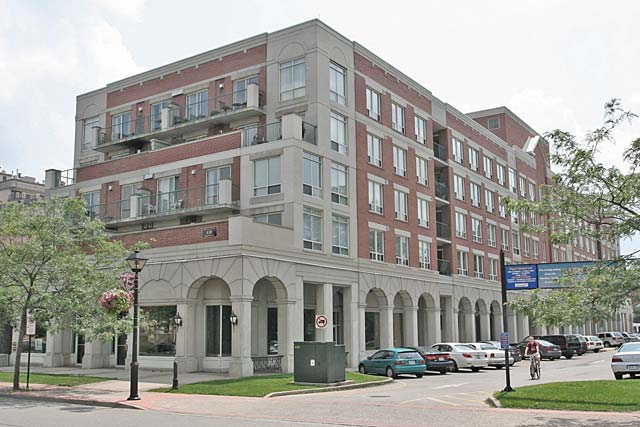 430 Pearl Street, Burlington - The Residences of Village Square in downtown Burlington.