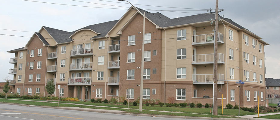 4450 Fairview Street, Burlington - Taylor Grove condominiums near Appleby and Fairview.
