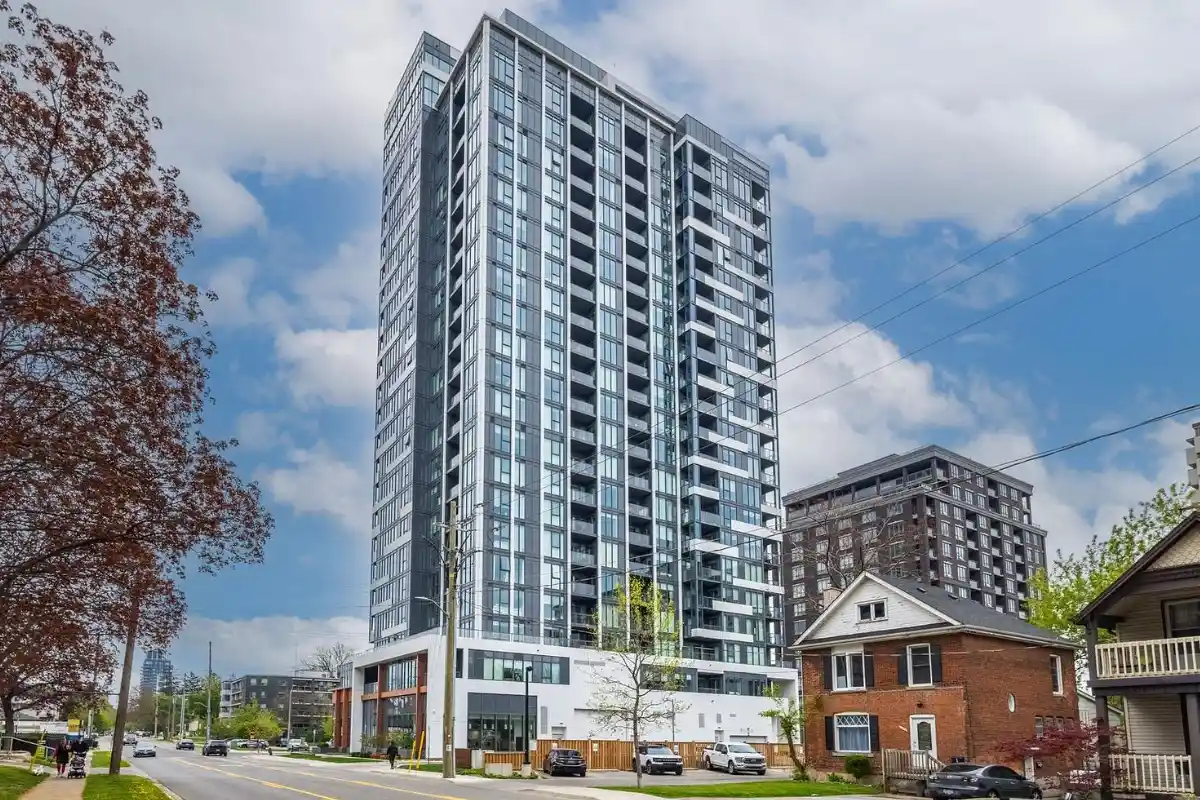 Illumina Condos at 500 Brock Avenue in Burlington Ontario