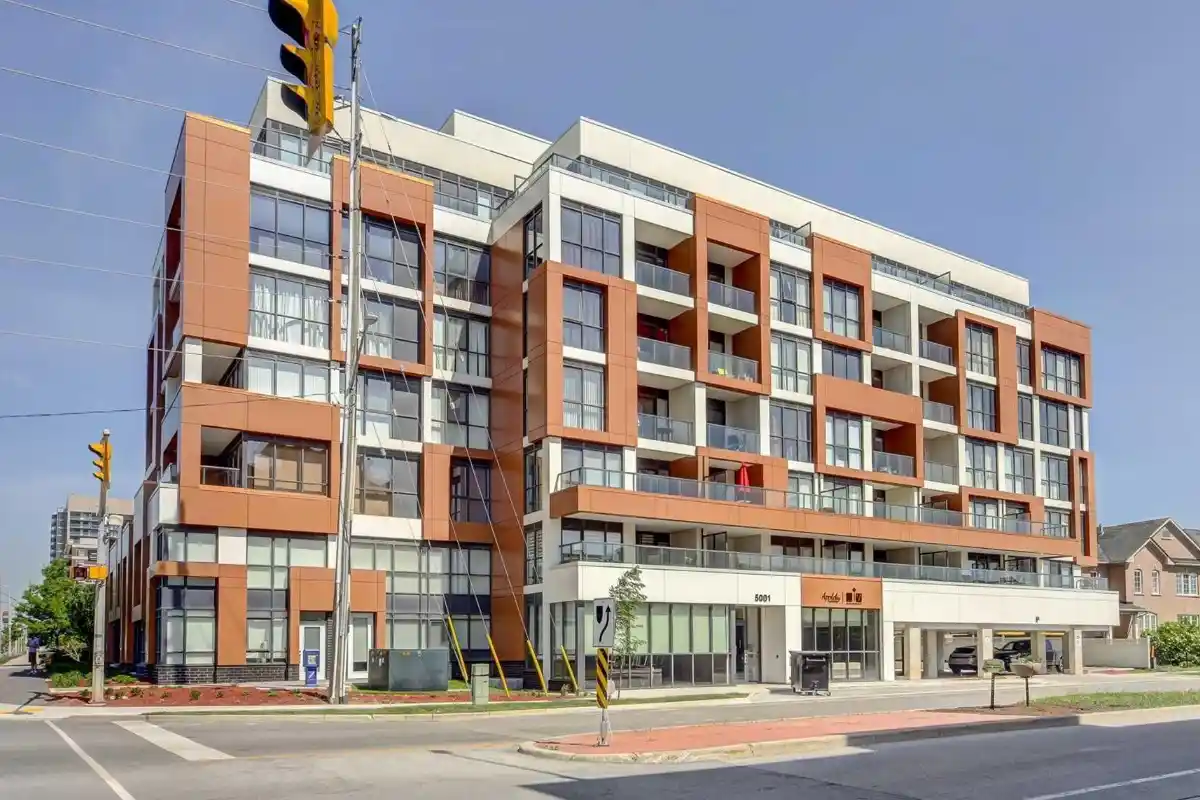 Appleby Gardens at 5001 Corporate Drive, Burlington