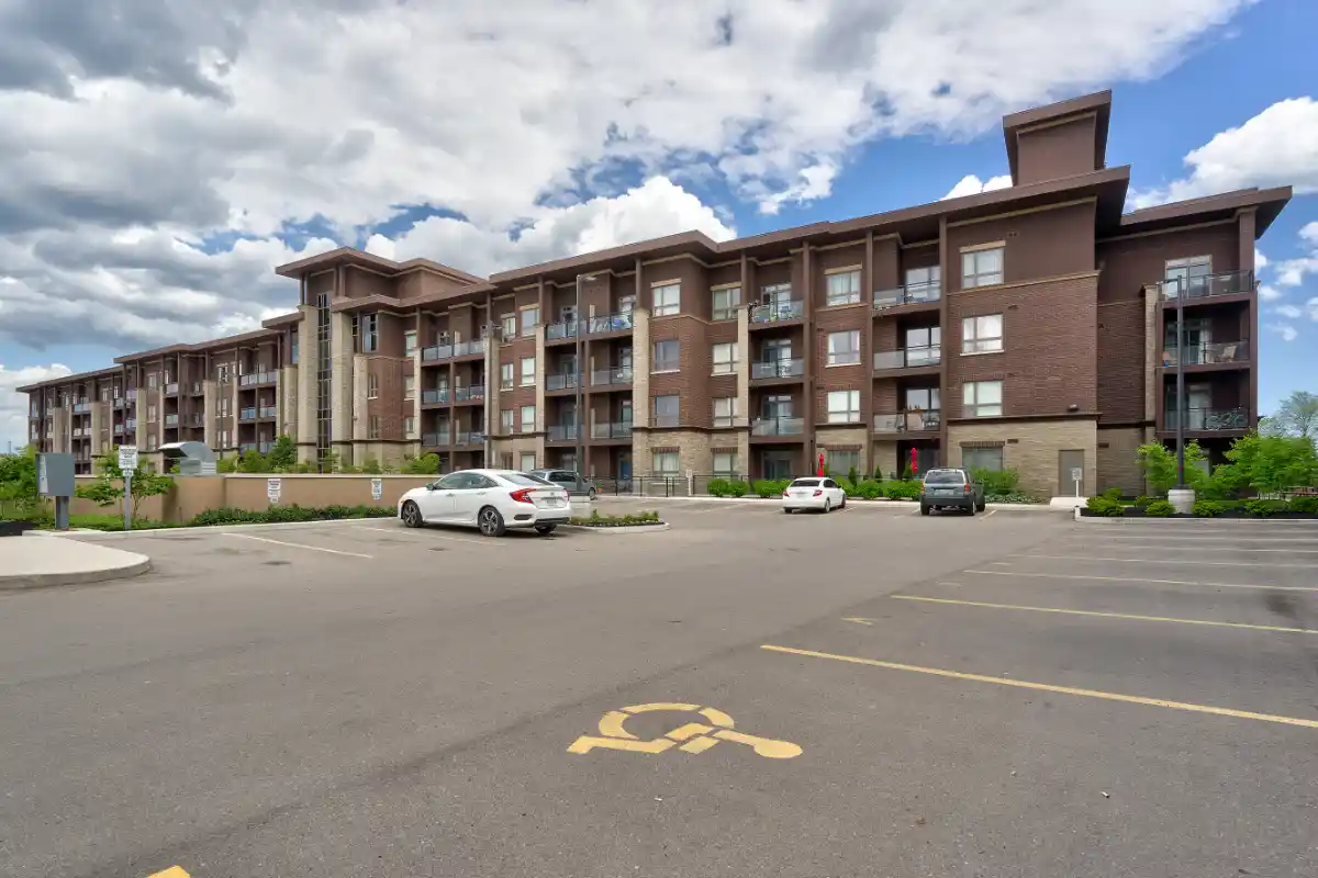 5010-5020 Corporate Drive, Burlington - Vibe Condominiums