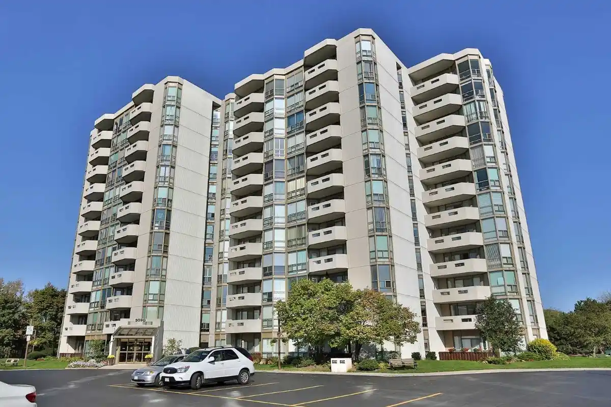 5070-5080-5090 Pinedale Avene, Burlington - Pinedale Estates