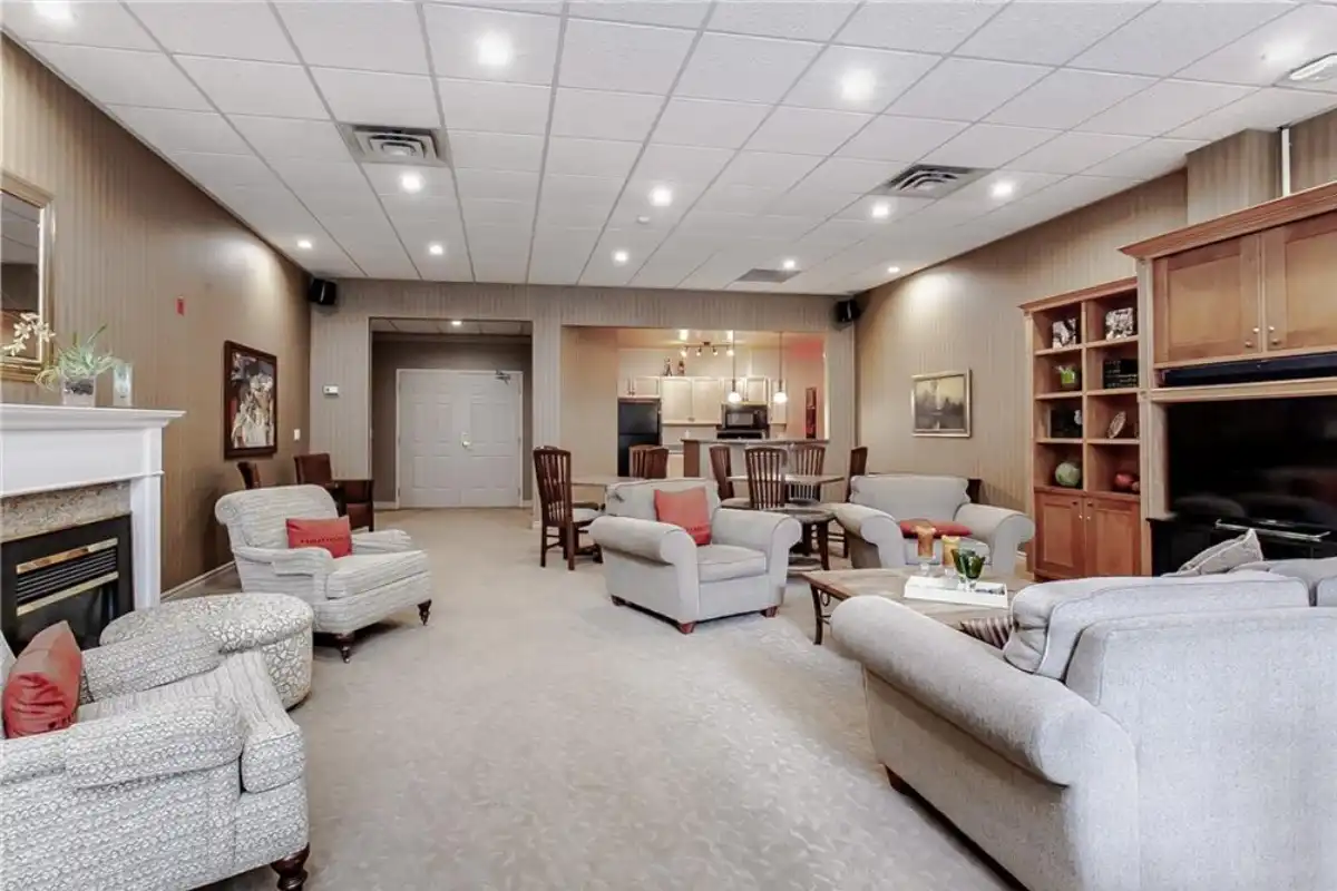 Party Room at 5188 - 5194 Lakeshore Road, Burlington