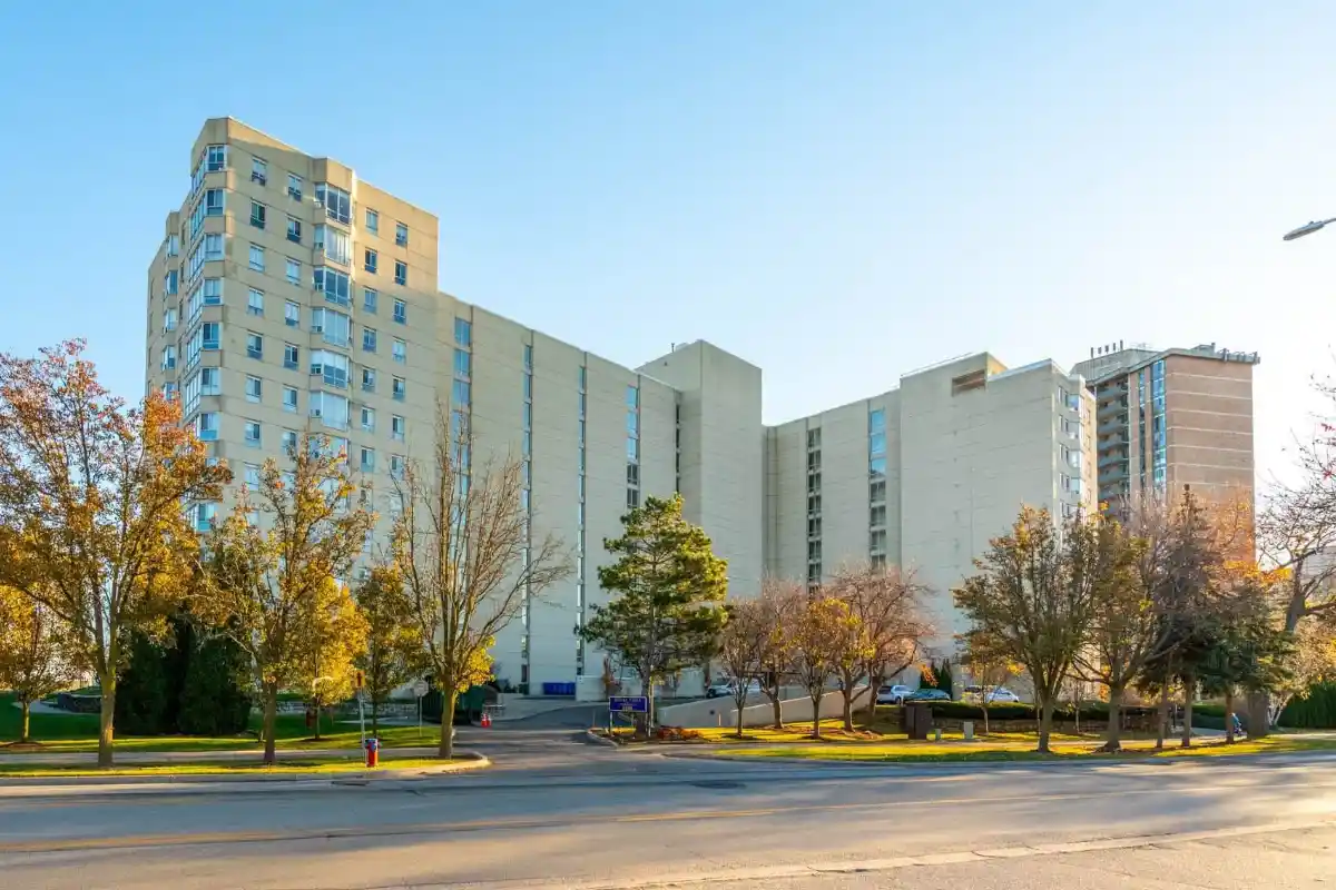 5280 Lakeshore Road, Burlington - Royal Vista waterfront condominiums