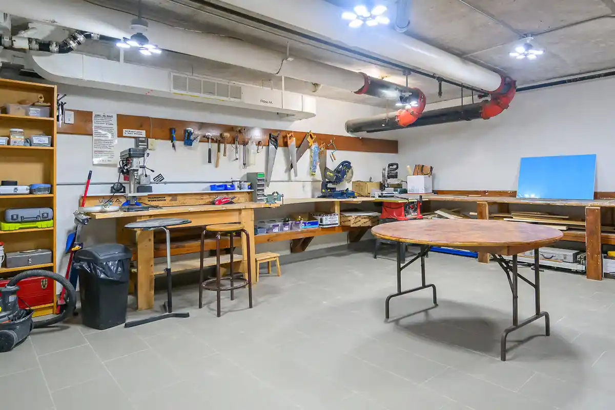 Workshop/Hobby Room.